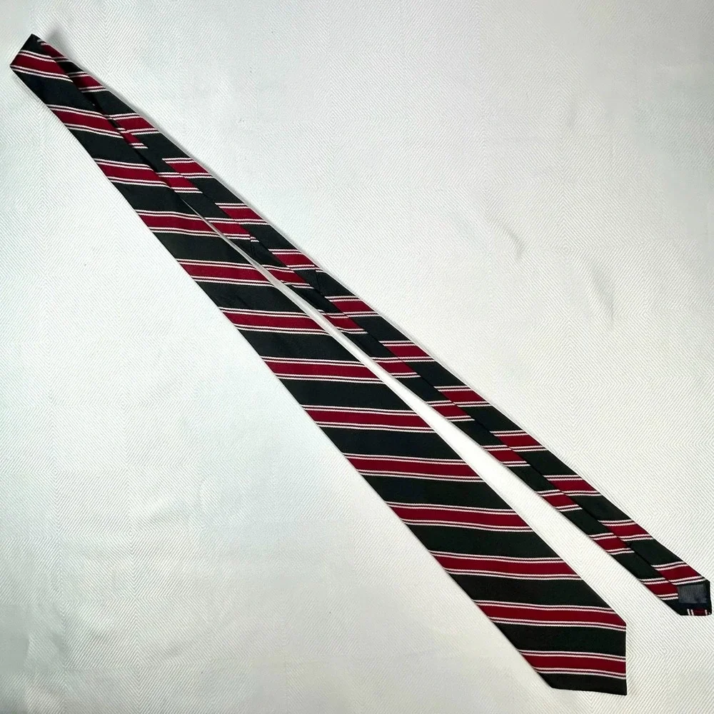 VTG Brooks Brothers Makers Red Black White Classic Stripe 100% Silk Tie